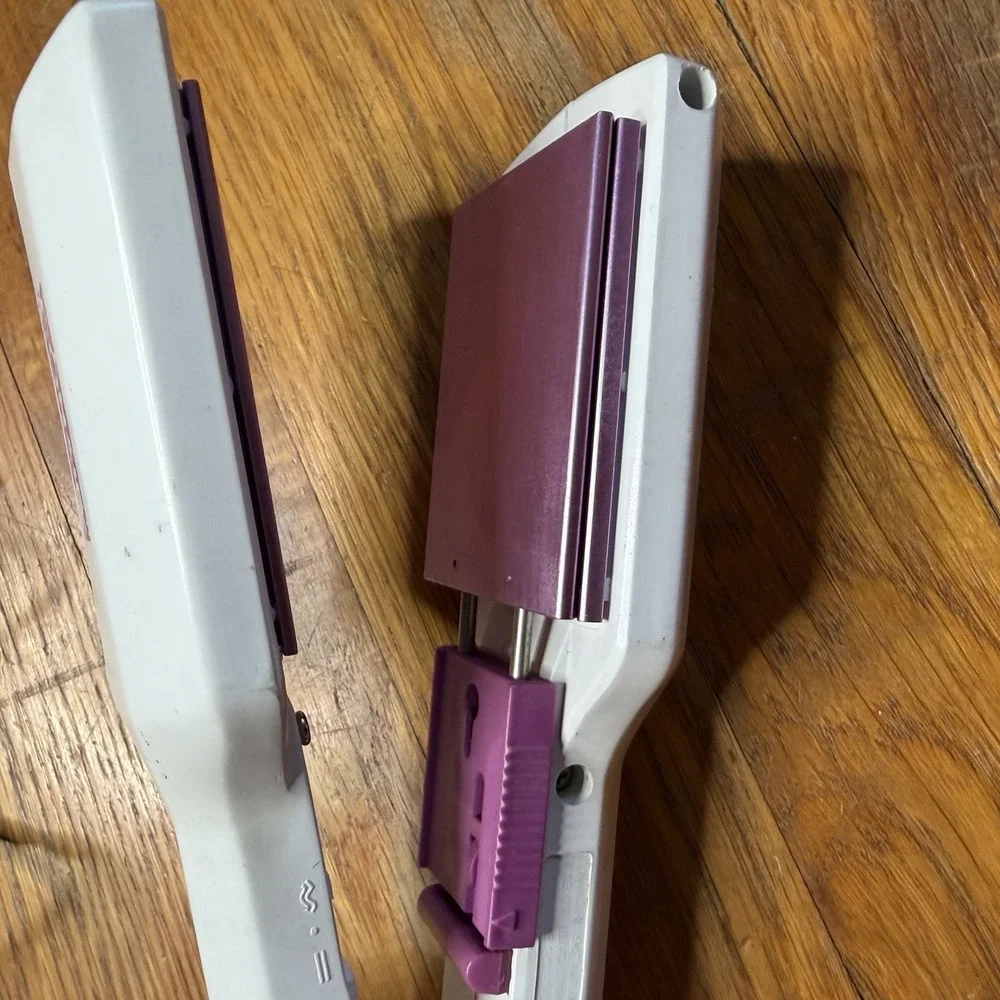 Vintage ConAir Turn Styles Hair Crimper and Straightener Heating Tool Model C66